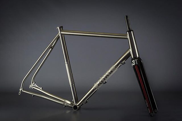 Some exciting stuff on the way as we add some new custom titanium models to our line up. We'll be offering classic road, road disc and gravel road models - with details available on the website shortly.